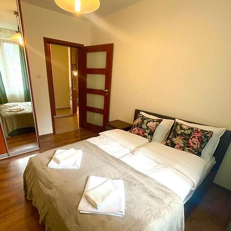 Apartamenty Na Ogrodowa วอร์ซอ ภายนอก รูปภาพ