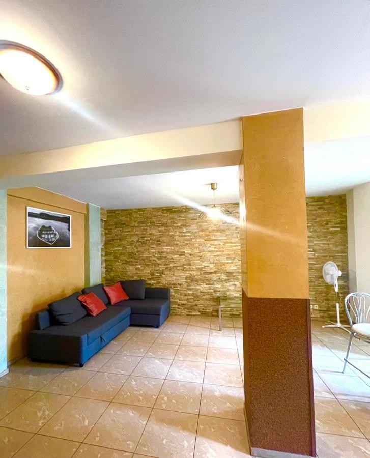 Apartamenty Na Ogrodowa วอร์ซอ ภายนอก รูปภาพ