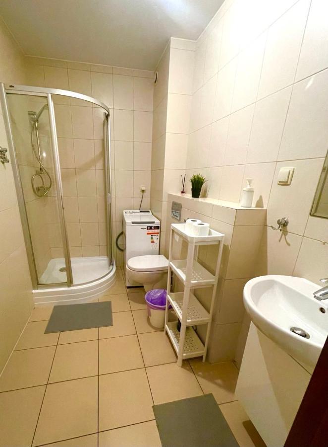 Apartamenty Na Ogrodowa วอร์ซอ ภายนอก รูปภาพ